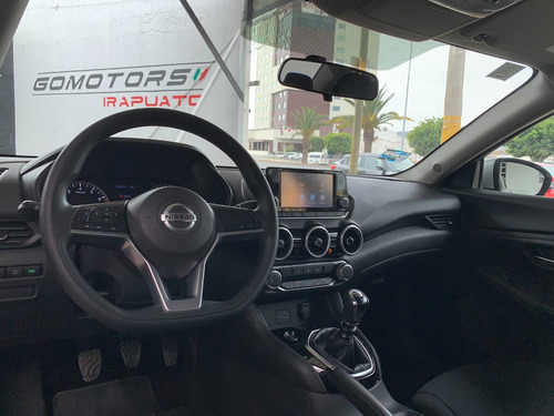 Nissan Sentra 2.0 Sense Mt