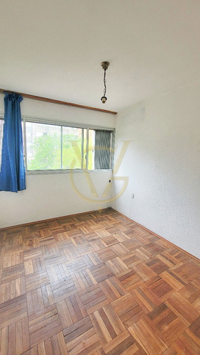 Imagen 4 de 10 de Apartamento 1 Dormitorio Venta Malvín Norte Euskalerría 70