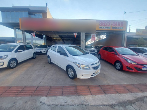 Imagem 2 de 9 de Chevrolet Onix 1.0 Mpfi Lt 8v Flex 4p Manual