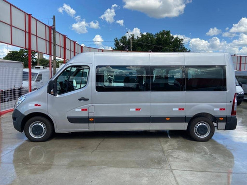 Renault Master 2.3 Dci Diesel Minibus Executive 16l L3h2 3p