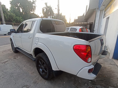 Mitsubishi L200 2.4 Triton Hls Cab. Dupla Flex 4p