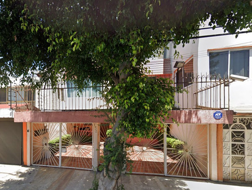 Casa En Venta En Col. Sinatel, Iztapalapa, Cdmx. Bd16*