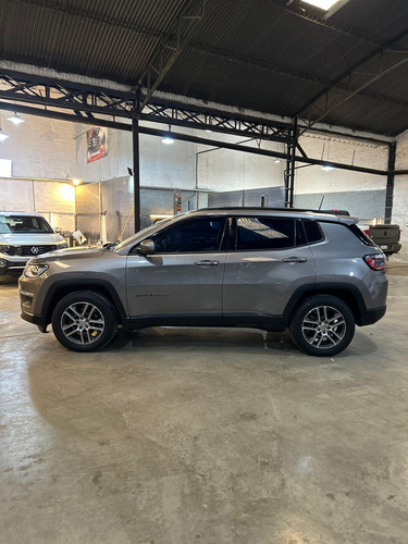 Jeep Compass 2.4 Sport