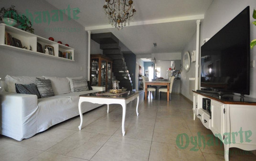 Imagen 2 de 9 de Duplex En Venta Ubicado En Castelar Sur