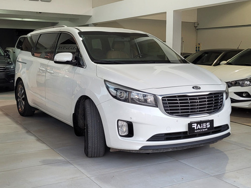 Imagen 3 de 15 de Kia Carnival 2016 2.2 Crdi Premium