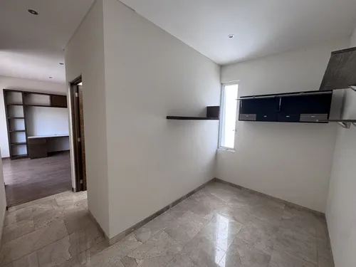 Exclusiva Casa En Renta En El Campanario