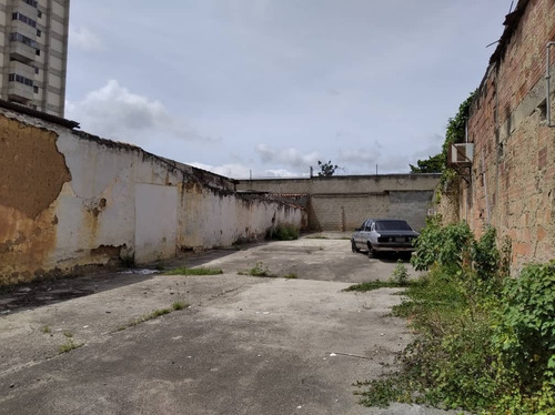 Imagen 10 de 13 de Hotel En Funcionamiento Para Remodelar, Centro De Barquisimeto, Wm