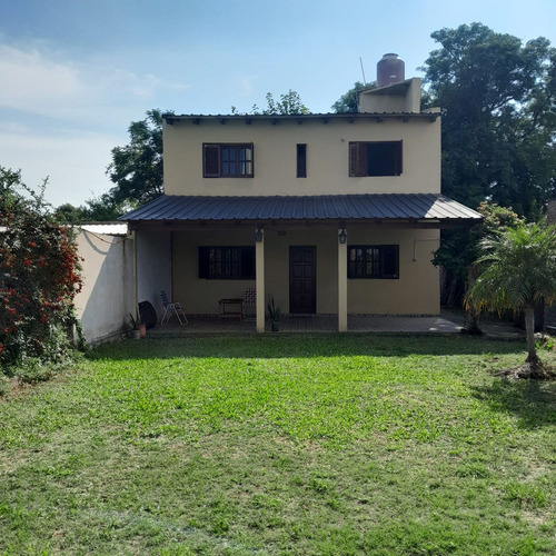 Casa 3 Ambientes En Venta Barrio Santa Clara Goya