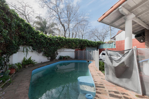 Olivos Golf - Gutierrez 2900 - Casa De 4 Amb. Con Jardín Y Pileta