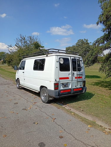 Renault Trafic Furgon 2.2 Ta 12