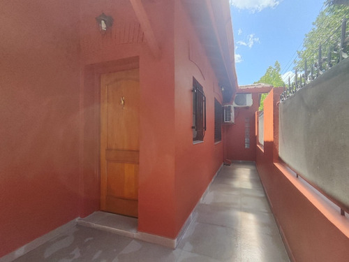 Casa 3 Ambientes Zona Unicenter