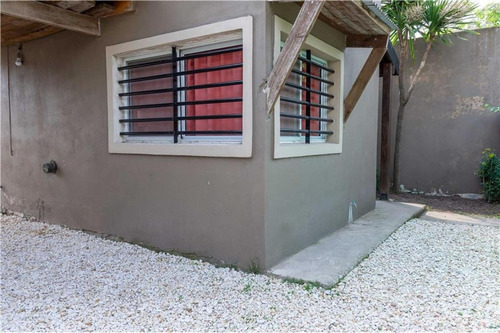 Imagen 5 de 18 de Casa Venta 3 Dormitorios 2 Baños -terreno 10x35.5 Mts- City Bell
