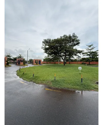 Venta Apartamento De 80mts2 En El Castillo, Jamundí, 13369-4