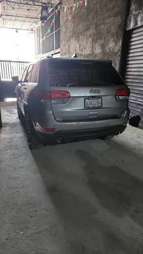 Imagen 9 de 16 de Jeep Grand Cherokee