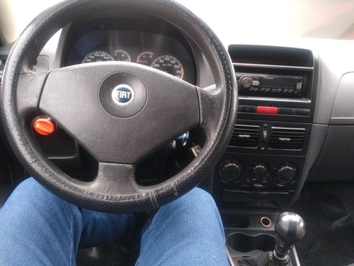 Imagen 11 de 13 de Fiat Strada 2005 1.8 Adventure