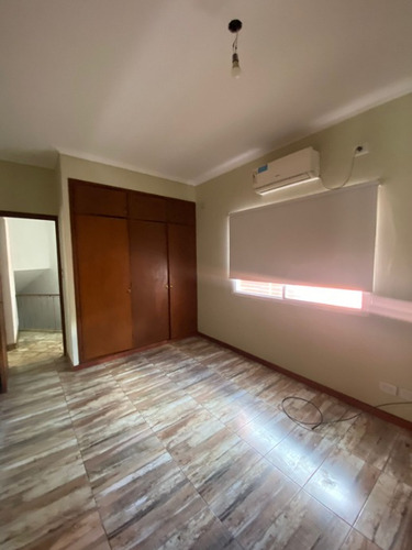 Casa En Venta En Remedios De Escalada Oeste