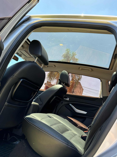 Ford Kuga 2.5 Titanium At 4x4 L (ku05)