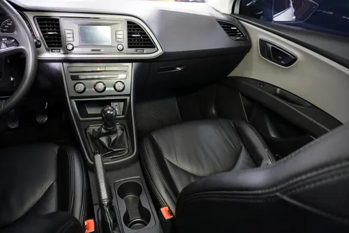 Seat Leon REFERENCE 1.6 MECANICO HB