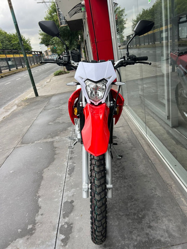 Rvm Cz 250 L 2025 0km