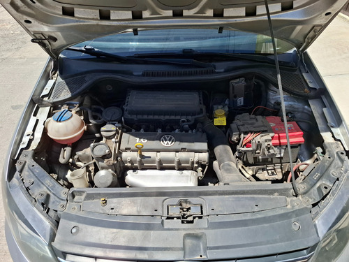 Volkswagen Vento 1.6 Starline Mt