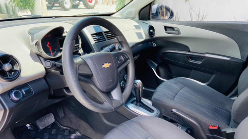 Imagen 7 de 8 de Chevrolet Sonic 1.6 Lt At 4 P 2016