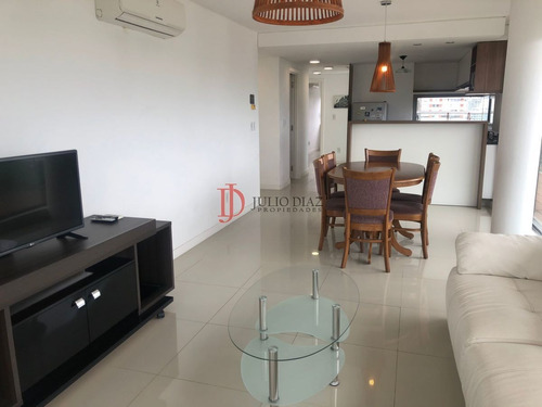 Imagen 5 de 27 de Piso Alto En Aidy Grill