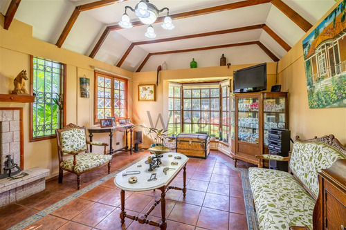 Casa En Venta En La Reina