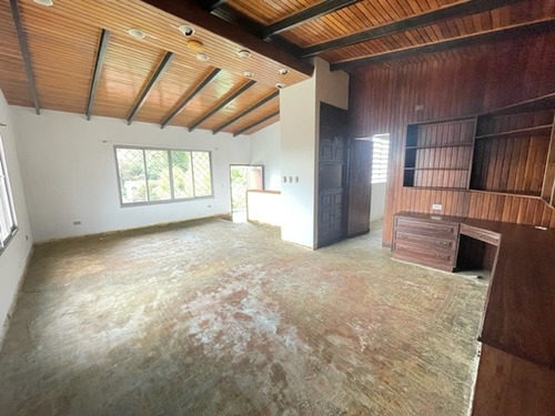 Imagen 6 de 12 de Se Vende Casa 750m2 4h+s/4b+s/4p Los Palos Grandes 7246