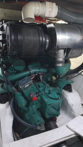Ferretti 55 / 2002 Com Motores Volvo D13-900