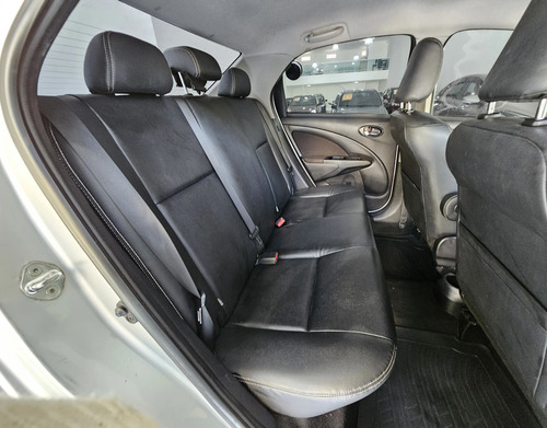 Toyota Etios 1.5 XLS SEDAN 16V FLEX 4P AUTOMÁTICO
