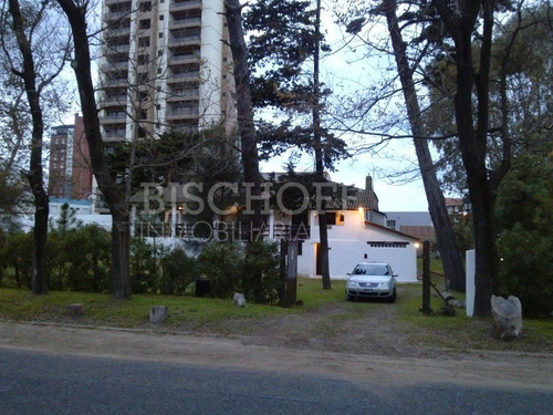 Imagen 4 de 30 de Excelente Terreno Multifamiliar + Terreno Sub Dividido Centro Villa Gesell.
