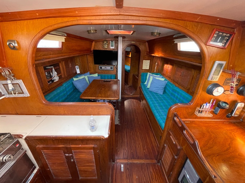 Imagen 3 de 19 de Velero Peterson 34 Nanni 36 Hp Diesel