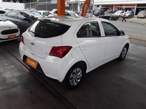 Chevrolet Onix 1.0 Mpfi Lt 8v Flex 4p Manual