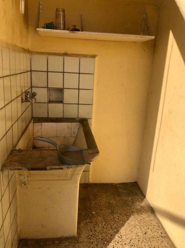 Imagen 7 de 15 de Departamento - Florida Mitre/este