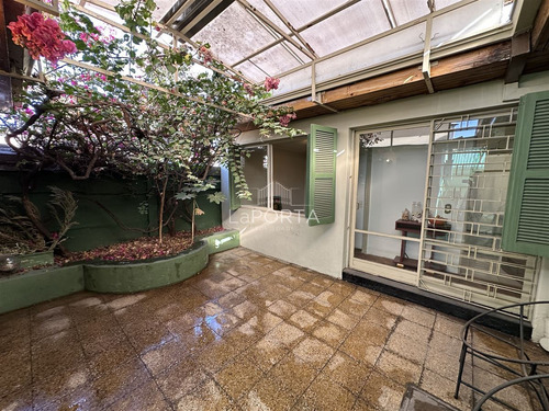 Casa Familiar / Para Remodelar / Patio Interior