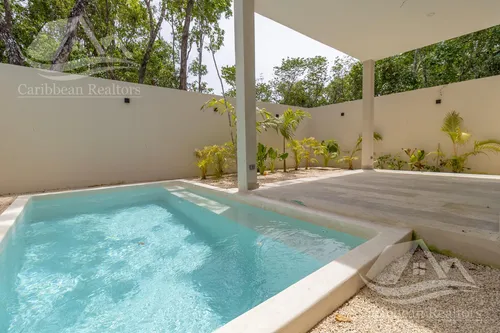 Casa En Venta En Playa Del Carmen Valenia