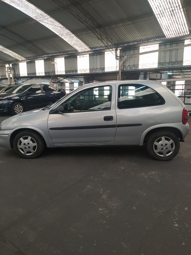 Chevrolet Corsa 1.6 Gl Aa Dh