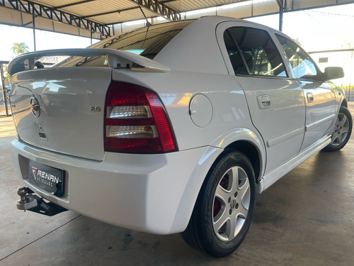 Chevrolet Astra Chevrolet Astra Hatch Advantage 2.0 Plus (Flex)