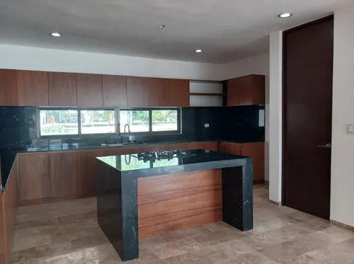 Casa En Venta En Privada Nortemerida