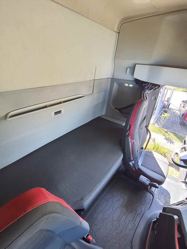 Imagem 7 de 11 de Caminhao Volvo Volvo Fh 540