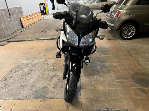 Imagen 6 de 9 de Suzuki Vstrom 1000 Roma Cars
