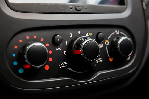 Imagem 10 de 17 de Renault Captur 1.6 16v Sce Life