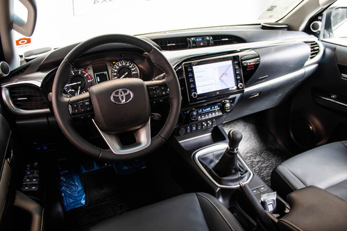 Imagen 20 de 22 de Toyota Hilux Srx 2.8 Tdi 4x4 0km 2022
