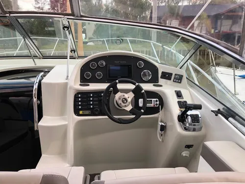 Crucero Quest 325 Con Mercruiser 320hp Td Con 90 Hs