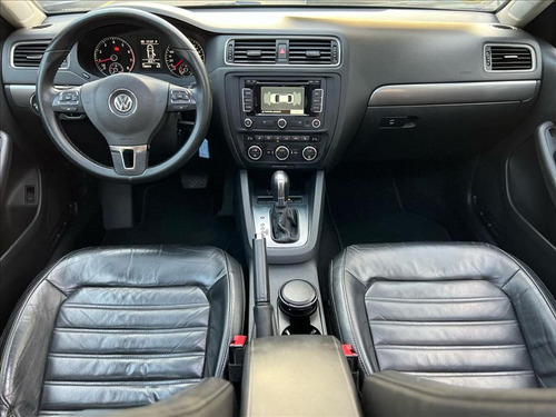 Volkswagen Jetta 2.0 Tsi Highline 211cv