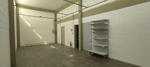 Imagem 3 de 11 de Salão Para Aluguel, 1 Vaga, Vila Molon - Americana/sp - 22673