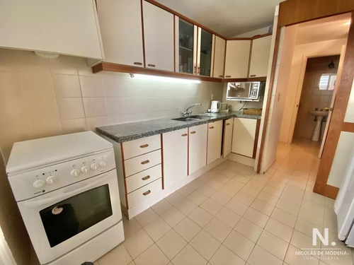 Oportunidad De Vida Impecable En Torre Marina Ii