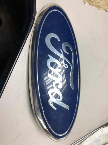 Emblema De Parrilla Ford Explorer 06-10
