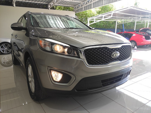 Imagen 2 de 13 de Kia Sorento 2017
