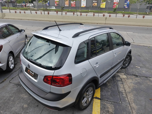 Volkswagen Space Cross 1.6 16v Msi Total Flex 5p